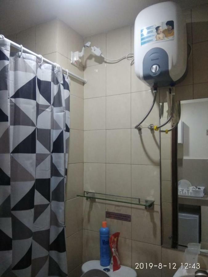 Vida View Apartement, Tower Asthon Unit 20 P Makassar Esterno foto